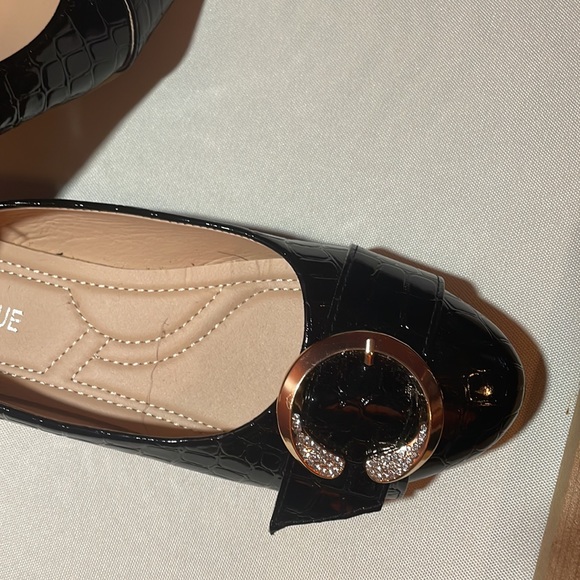 Jeweled flats - Picture 3 of 4